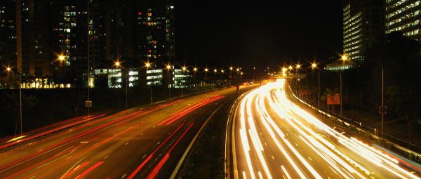 busy road 600 x 255